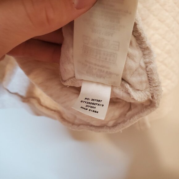 Patagonia Cream and Tan Quilted Pullover - Picture 6 of 6